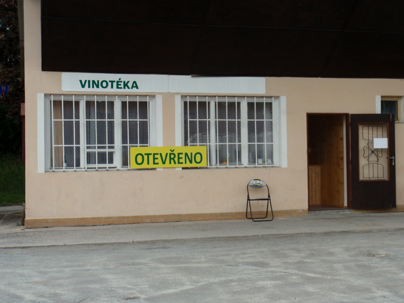 Vino-Sviny.cz - pohled zvenku